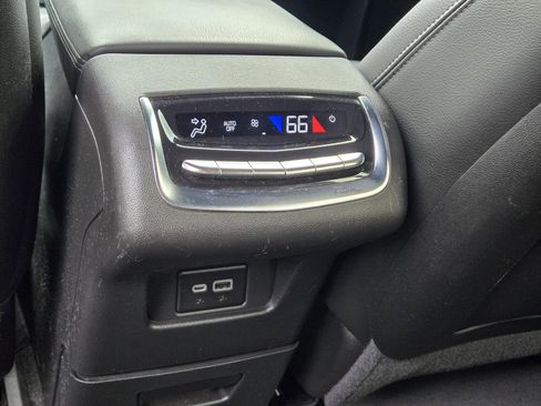 Used 2021 Cadillac XT6 Luxury FWD image 19