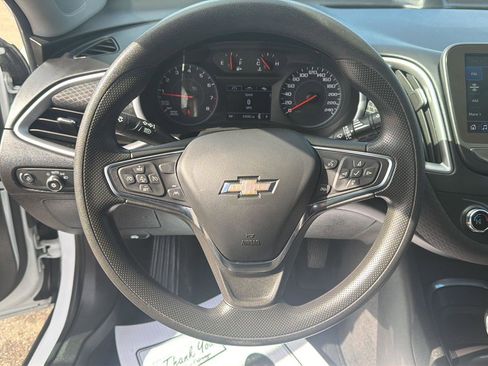 Used 2023 Chevrolet Malibu LT FWD image 21