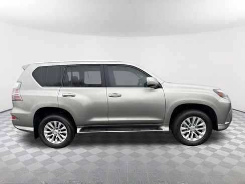 Used 2023 Lexus GX 460 Premium w/ Premium Plus Package image 4
