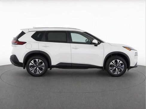 Used 2023 Nissan Rogue SV w/ SV Premium B Package AWD/4WD image 8