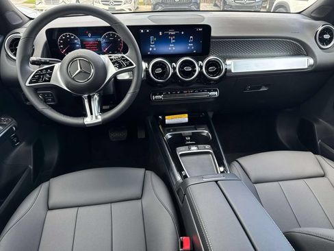 New 2026 Mercedes-Benz GLB 250 image 7