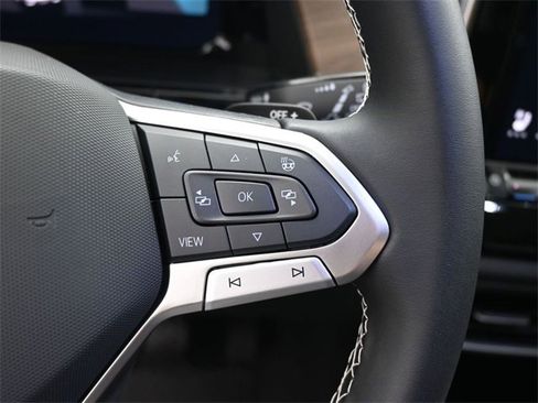 New 2026 Volkswagen Atlas SE image 32