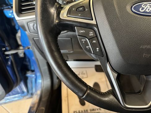 Used 2020 Ford Edge SEL w/ Convenience Package AWD/4WD image 11