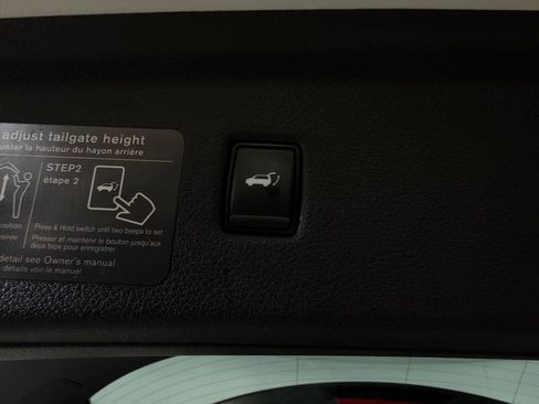 Used 2022 INFINITI QX50 Essential image 30