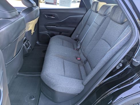 Used 2023 Toyota Crown XLE image 18