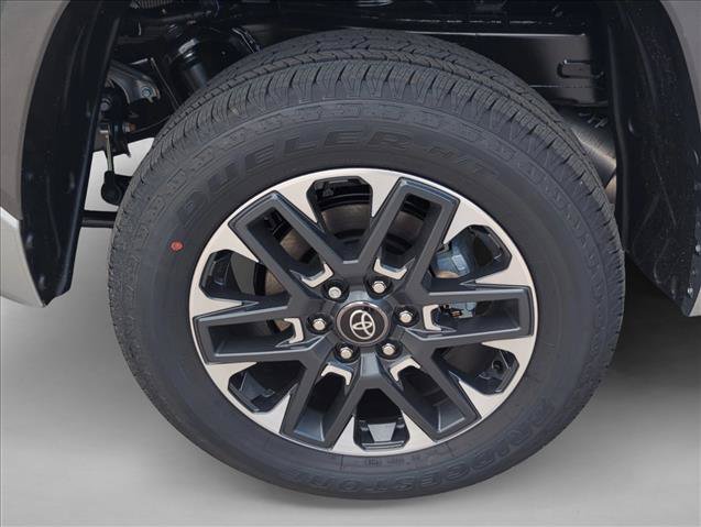 Used 2026 Toyota Tundra Limited AWD/4WD image 10