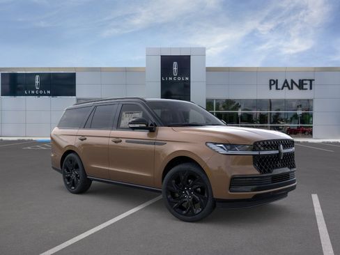 New 2026 Lincoln Navigator Black Label AWD/4WD image 7