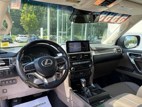 Used 2023 Lexus GX 460 Premium w/ Premium Plus Package AWD/4WD image 12
