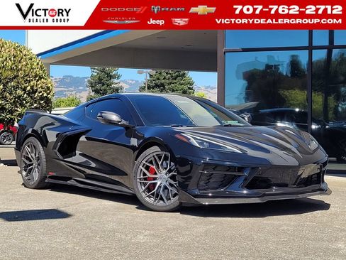 Used 2020 Chevrolet Corvette Stingray Preferred Cpe w/ 2LT Preferred Equipment Group RWD image 1