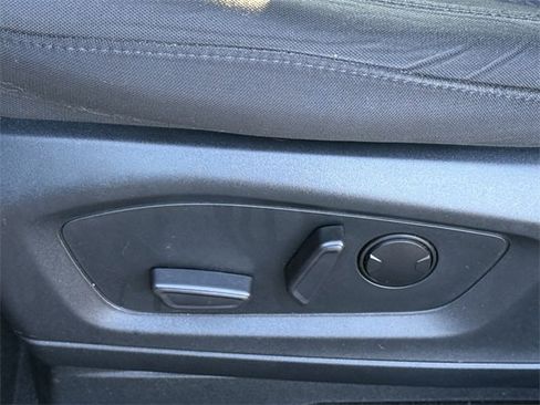 Certified 2023 Ford Explorer XLT w/ Class IV Trailer Tow Package image 7