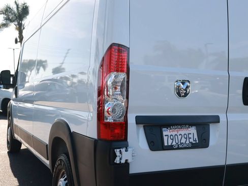Used 2026 RAM ProMaster 2500 w/ Convenience Group FWD image 13