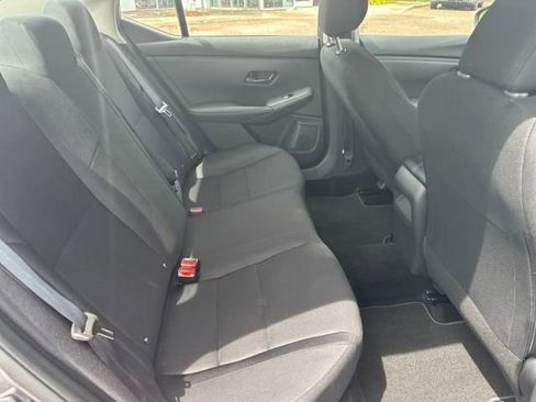 Used 2025 Nissan Sentra S image 24