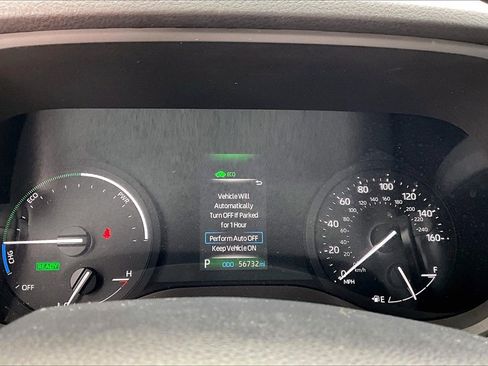 Certified 2024 Toyota Sienna XLE image 2