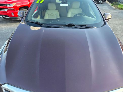 Used 2017 Cadillac XT5 Luxury image 18