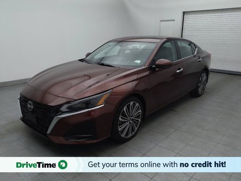 Used 2023 Nissan Altima 2.5 SL FWD image 1