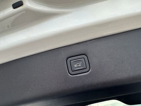 Used 2023 Chevrolet Blazer LT w/ Convenience Package image 28