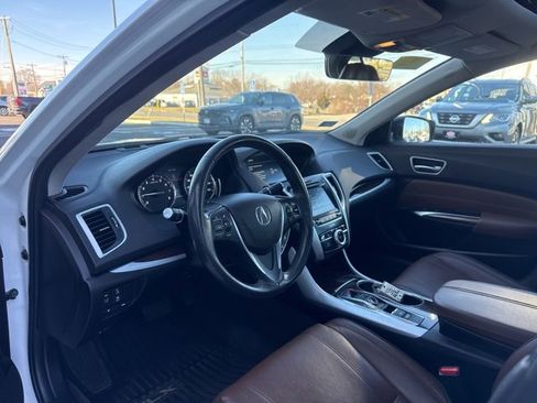 Used 2018 Acura TLX V6 w/ Technology Package image 9