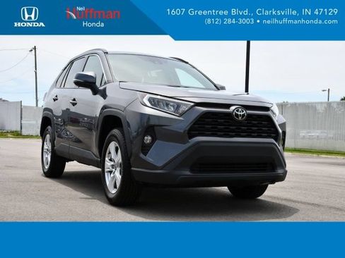 Used 2021 Toyota RAV4 XLE AWD/4WD image 1