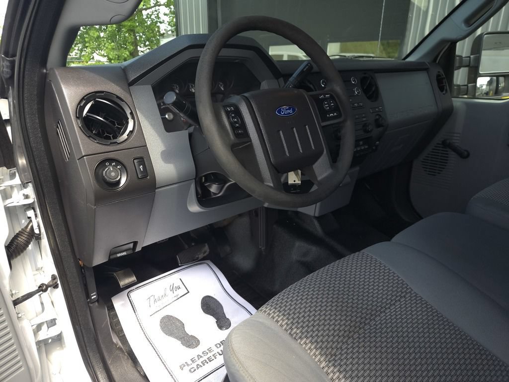 Used 2015 Ford F350 XL AWD/4WD image 12