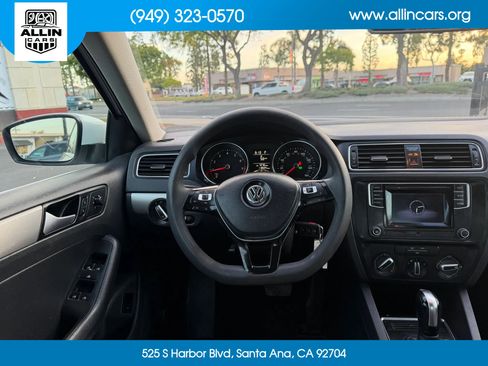 Used 2017 Volkswagen Jetta S FWD image 7