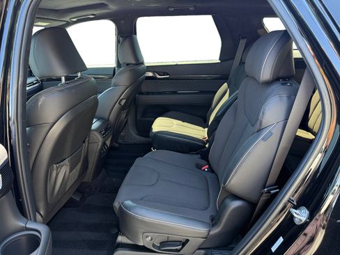 Used 2025 Hyundai Palisade Calligraphy AWD/4WD image 16