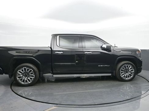 Used 2024 GMC Sierra 1500 Denali Ultimate image 6