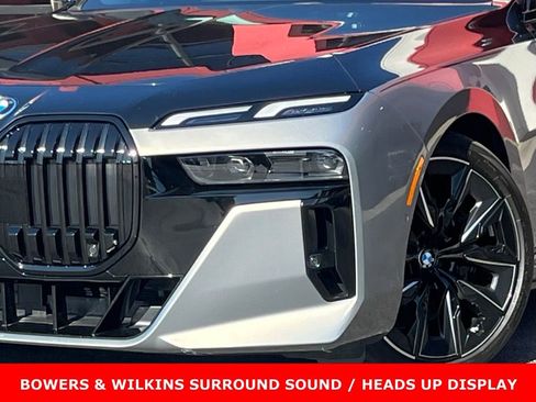 Used 2023 BMW i7 xDrive60 image 4