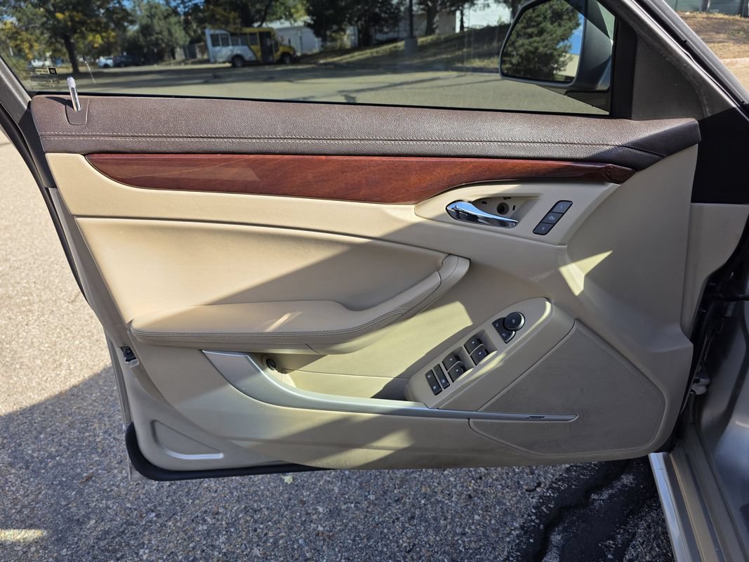 Used 2013 Cadillac CTS Luxury w/ Wood Trim Package AWD/4WD image 13