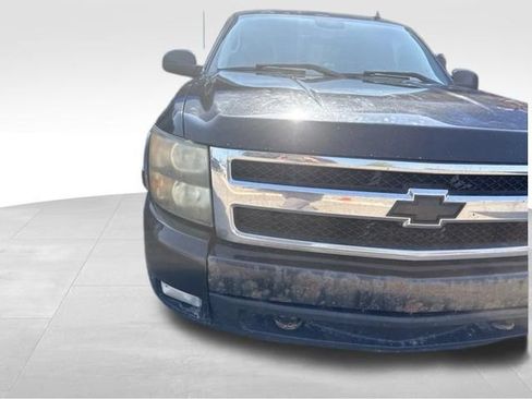 Used 2008 Chevrolet Silverado 1500 LTZ AWD/4WD image 4