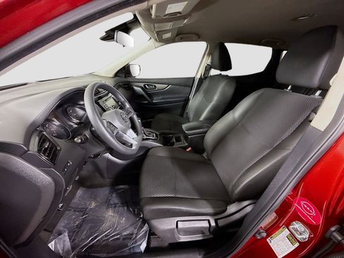 Used 2021 Nissan Rogue Sport S FWD image 21
