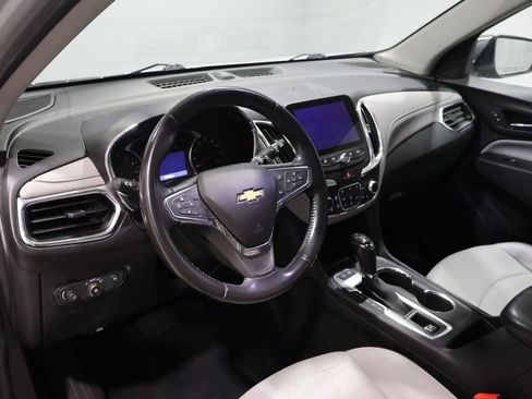 Used 2019 Chevrolet Equinox Premier image 16