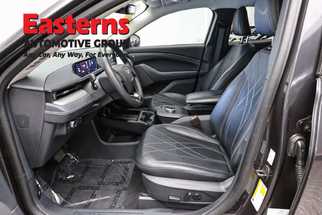 Used 2022 Ford Mustang Mach-E Select AWD/4WD image 14