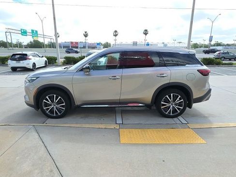 Used 2023 INFINITI QX60 Sensory w/ Vision Package image 7