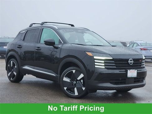 Certified 2025 Nissan Kicks SR w/ Illumination Package image 1