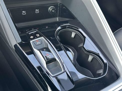 Certified 2025 Audi Q5 Premium w/ Convenience Package AWD/4WD image 31