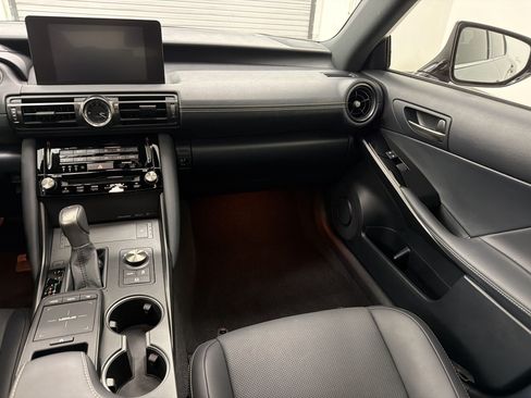 Certified 2024 Lexus IS 350 F Sport RWD image 29