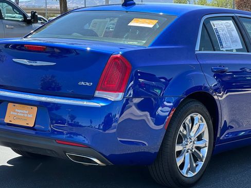 Certified 2021 Chrysler 300 Touring L AWD/4WD image 9
