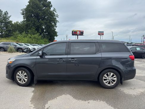 Used 2015 Kia Sedona LX w/ LX Convenience Package FWD image 8