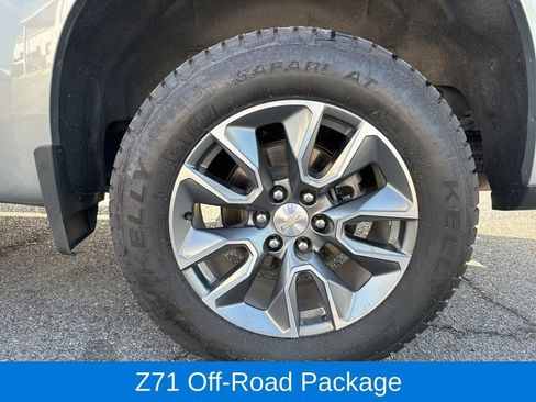 Used 2024 Chevrolet Silverado 1500 LT AWD/4WD image 10