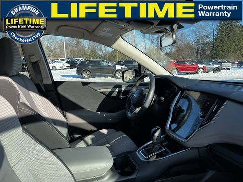 Used 2024 Subaru Outback Premium image 36