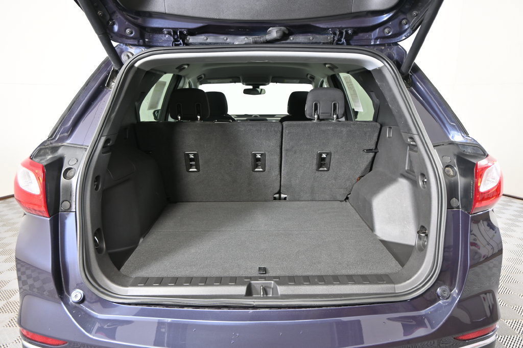 Used 2019 Chevrolet Equinox LT FWD image 16