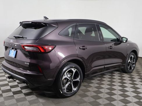 Used 2023 Ford Escape ST-Line Select w/ Tech Pack #2 AWD/4WD image 9