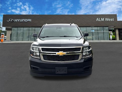 Used 2018 Chevrolet Suburban LT AWD/4WD image 2