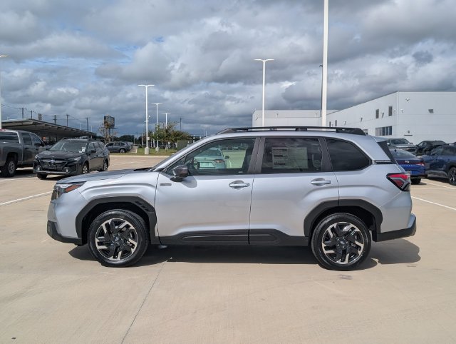 New 2026 Subaru Forester Premium AWD/4WD image 3