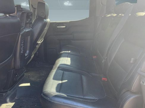 Used 2020 Chevrolet Silverado 1500 Custom w/ Custom Max Trailering Package AWD/4WD image 7