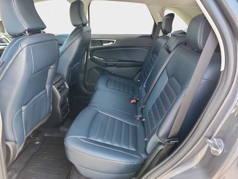 Used 2024 Ford Edge SEL w/ Sport Appearance Package AWD/4WD image 15