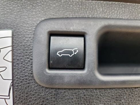 Used 2021 Toyota Highlander Platinum image 36