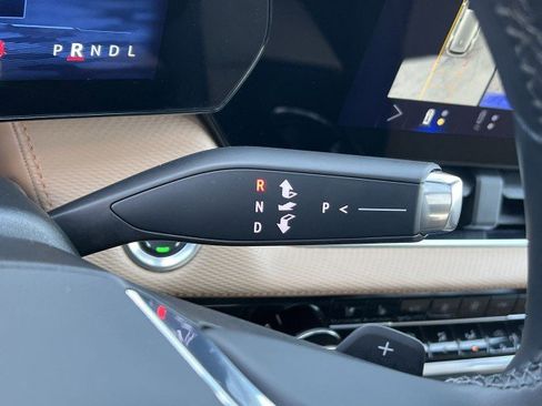 Used 2025 Chevrolet Equinox ACTIV w/ Safety and Technology Package image 15