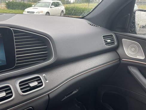 Used 2023 Mercedes-Benz GLE 350 4MATIC image 25