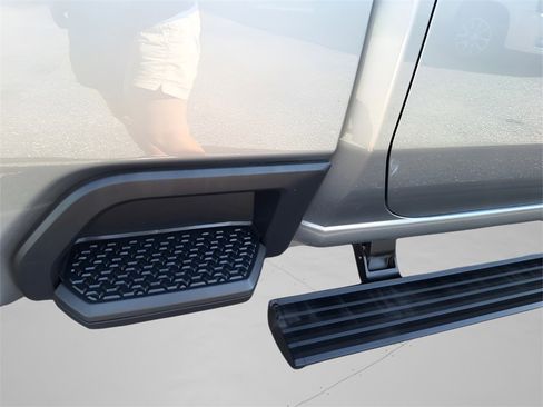 Used 2024 GMC Sierra 2500 Denali Ultimate image 34